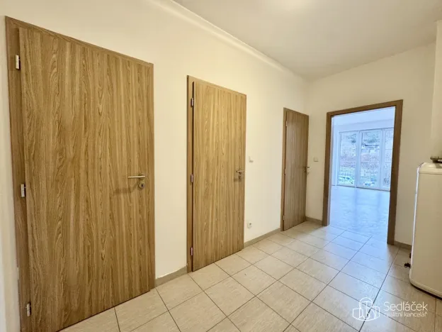 Pronájem bytu 3+kk, Karlovy Vary - Rybáře, Lad. Koubka, 67 m2