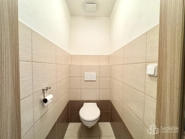 Pronájem bytu 3+kk, Karlovy Vary - Rybáře, Lad. Koubka, 67 m2