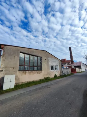 Prodej skladu, Přelouč, Sportovní, 4222 m2