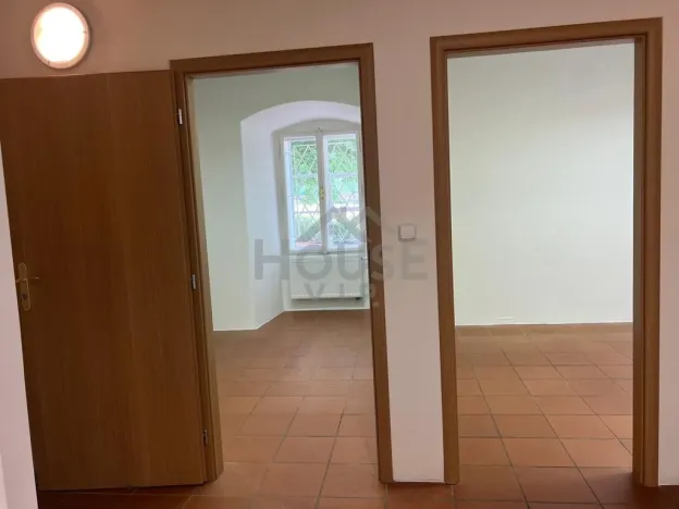 Prodej obchodního prostoru, Praha - Troja, 109 m2