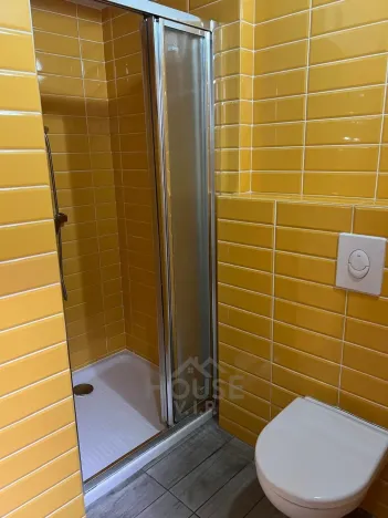 Prodej obchodního prostoru, Praha - Troja, 109 m2