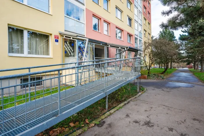 Prodej bytu 3+1, Praha - Modřany, Poljanovova, 62 m2