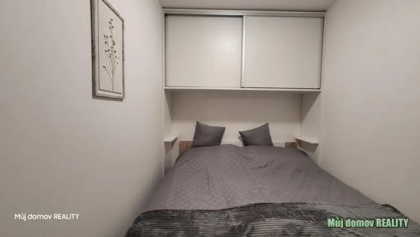 Pronájem bytu 2+kk, Praha - Letňany, Miroslava Hajna, 50 m2