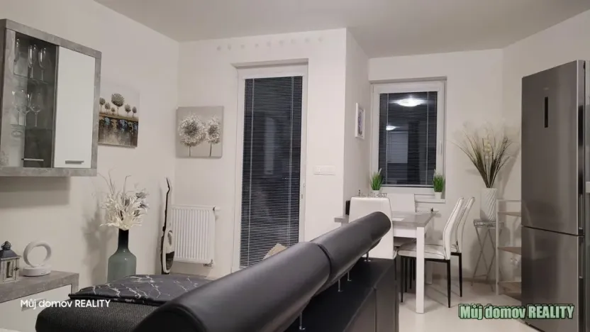 Pronájem bytu 2+kk, Praha - Letňany, Miroslava Hajna, 50 m2