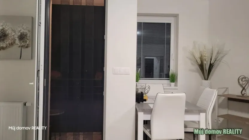 Pronájem bytu 2+kk, Praha - Letňany, Miroslava Hajna, 50 m2