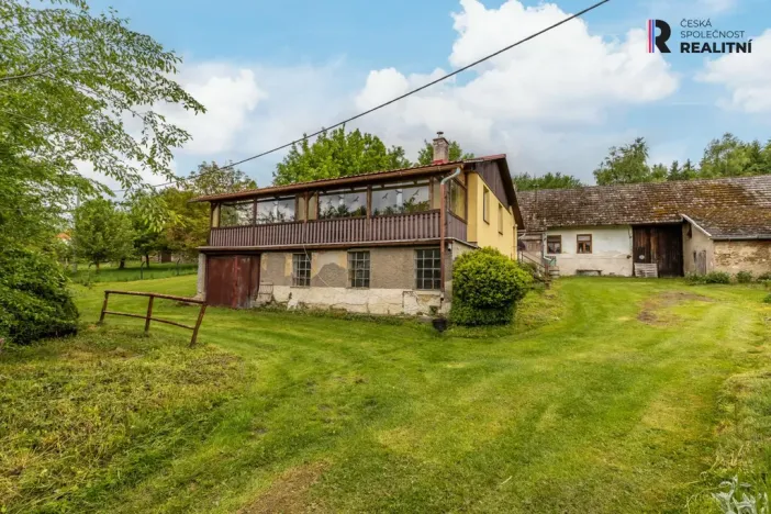 Prodej komerčního pozemku, Votice, 5037 m2