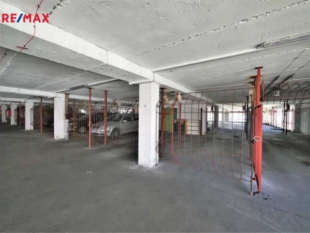 Pronájem garáže, Praha - Střížkov, Lovosická, 14 m2