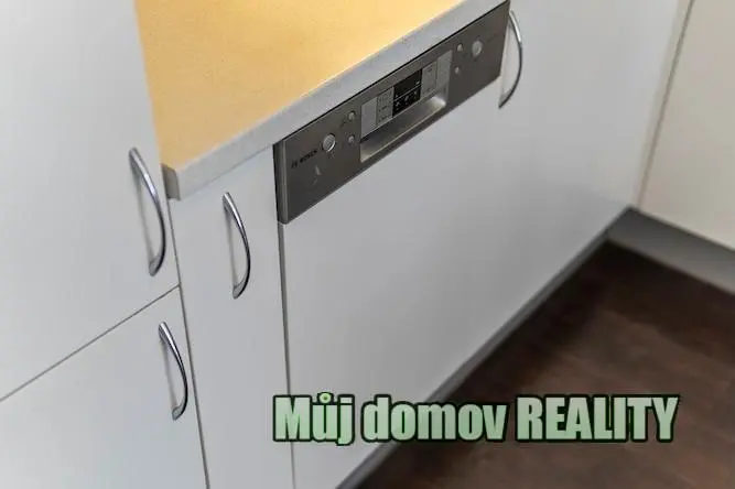 Pronájem bytu 2+kk, Praha - Střížkov, Makedonská, 49 m2