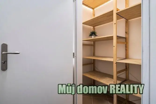 Pronájem bytu 2+kk, Praha - Střížkov, Makedonská, 49 m2