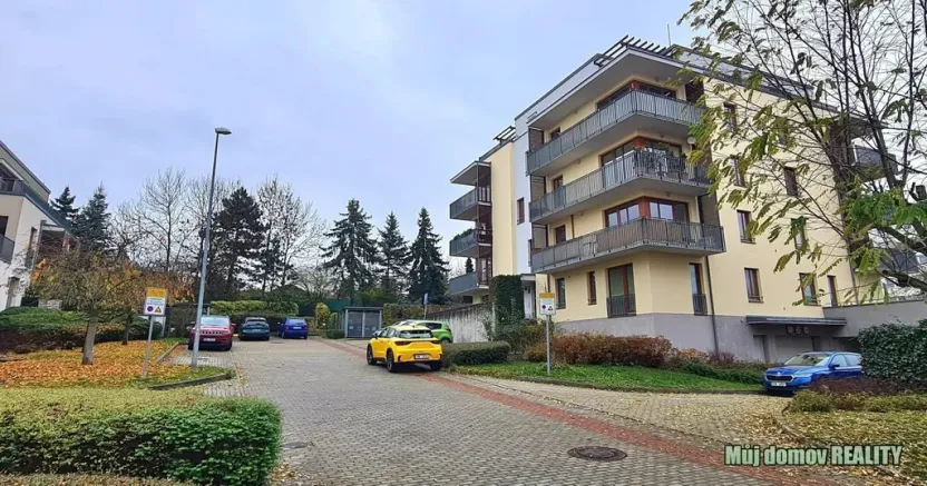 Pronájem bytu 2+kk, Praha - Zbraslav, Pickova, 54 m2