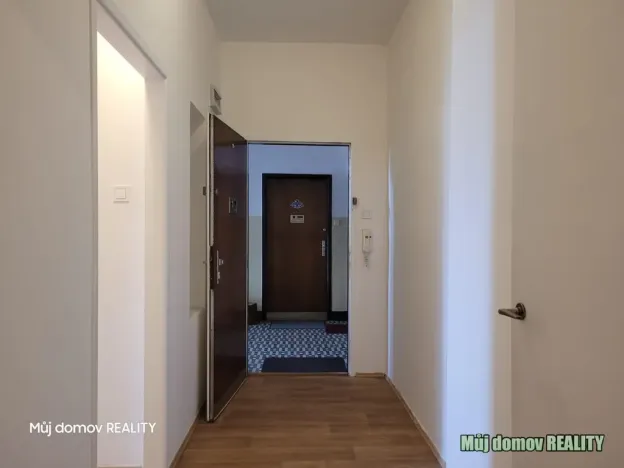 Pronájem bytu 4+1, Praha - Smíchov, Stroupežnického, 146 m2