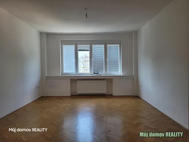 Pronájem bytu 4+1, Praha - Smíchov, Stroupežnického, 146 m2