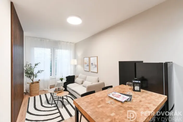 Prodej bytu 2+kk, Praha - Strašnice, Počernická, 40 m2