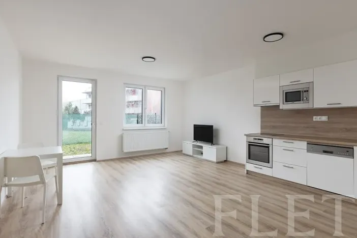 Pronájem bytu 1+kk, Praha - Letňany, Škrábkových, 43 m2