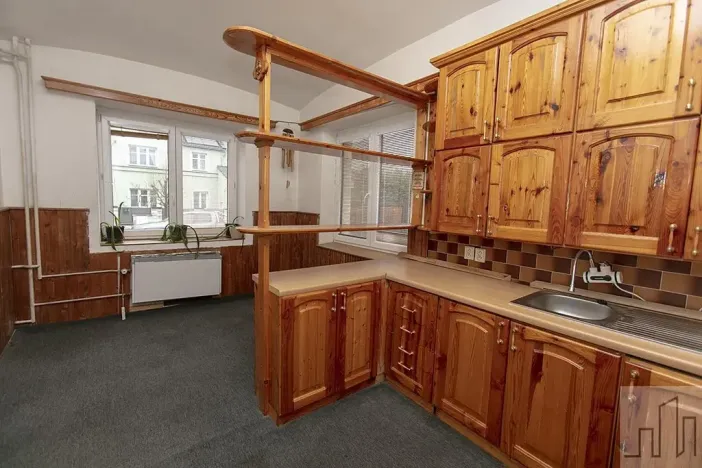 Prodej vícegeneračního domu, Lahošť, Švermova, 250 m2