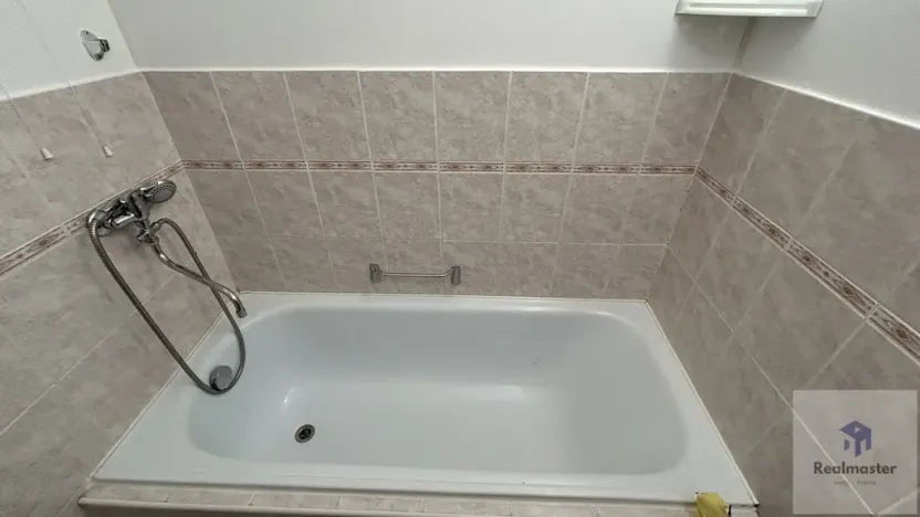 Pronájem bytu 2+1, Ústí nad Labem - Střekov, Barrandova, 63 m2