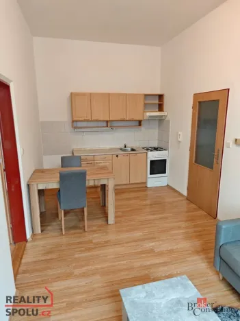 Pronájem bytu 1+1, Plzeň - Jižní Předměstí, Krátká, 44 m2