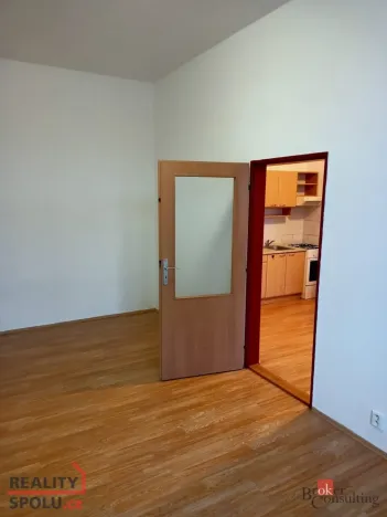 Pronájem bytu 1+1, Plzeň - Jižní Předměstí, Krátká, 44 m2