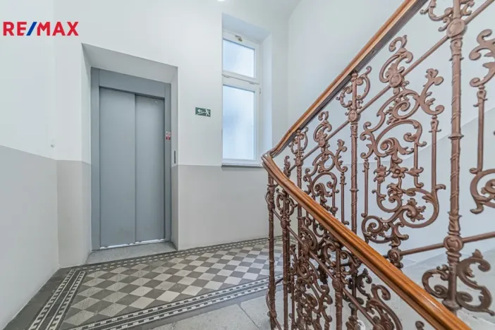 Prodej bytu 2+kk, Praha - Nové Město, Záhořanského, 61 m2