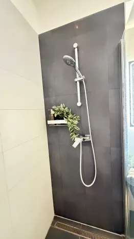 Pronájem bytu 2+kk, Pardubice, nábřeží Závodu míru, 76 m2