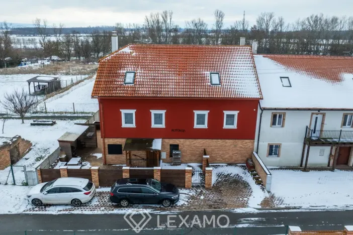 Prodej ubytování, Jevišovka, 241 m2