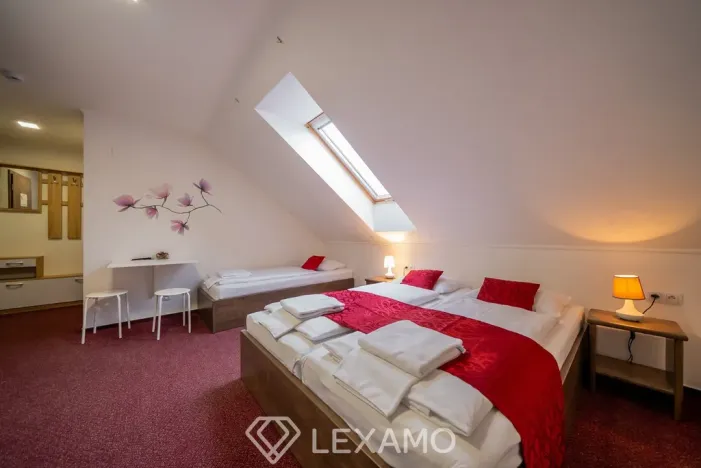 Prodej ubytování, Jevišovka, 241 m2