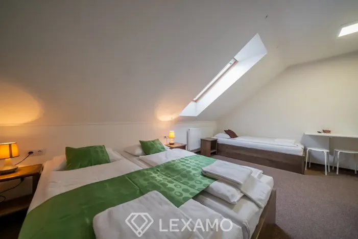 Prodej ubytování, Jevišovka, 241 m2