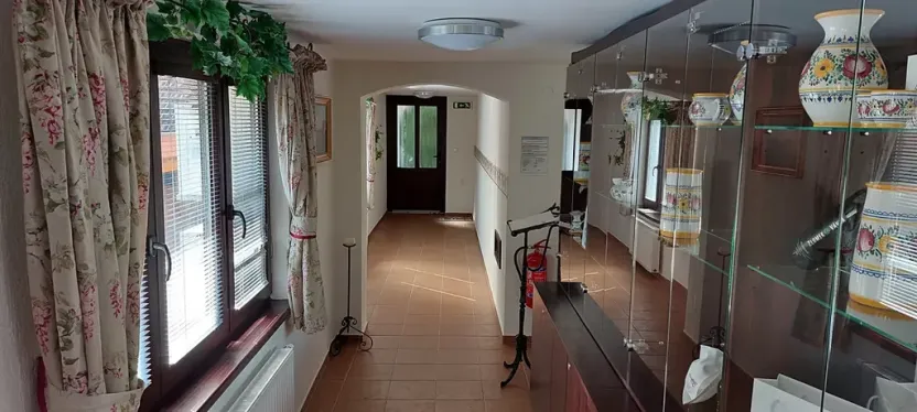 Prodej komerční nemovitosti, Luhačovice, Pod Léštím, 435 m2