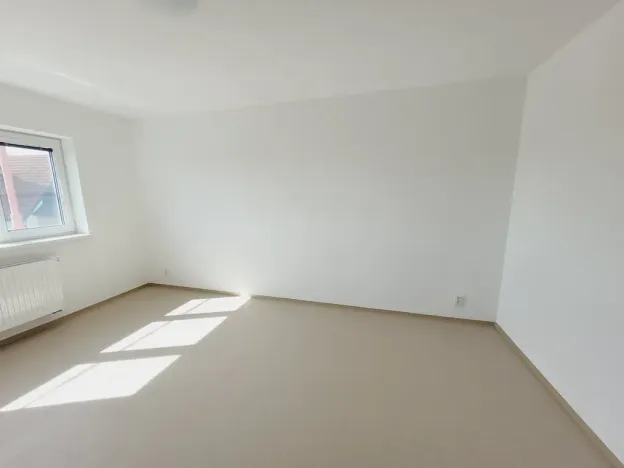 Pronájem bytu 1+kk, Staré Město, U Sklépka, 40 m2