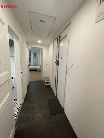 Pronájem bytu 2+kk, Praha - Libeň, Na rozcestí, 38 m2