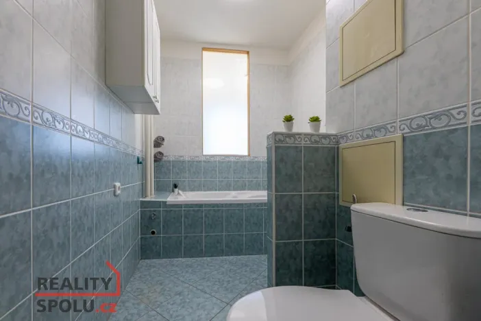 Pronájem bytu 2+1, Plzeň - Doubravka, Družby, 64 m2