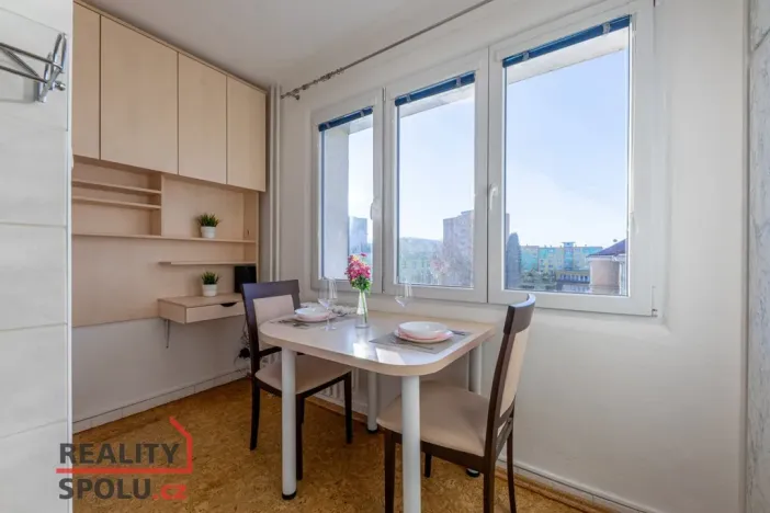 Pronájem bytu 2+1, Plzeň - Doubravka, Družby, 64 m2