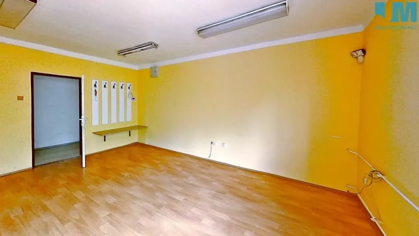Pronájem obchodního prostoru, Třebíč - Borovina, 560 m2