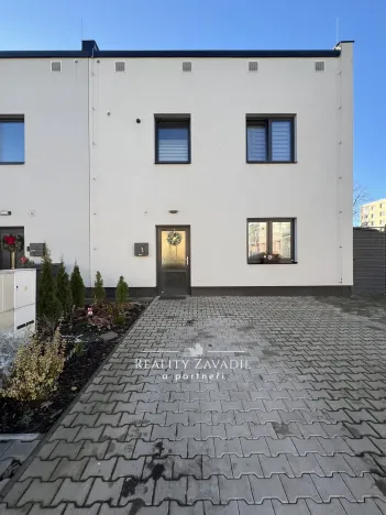 Prodej rodinného domu, Heřmanův Městec, V Lukách, 108 m2