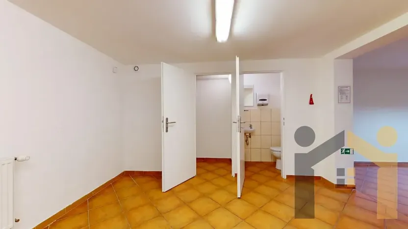 Pronájem obchodního prostoru, Praha - Hostivař, Hornoměcholupská, 88 m2