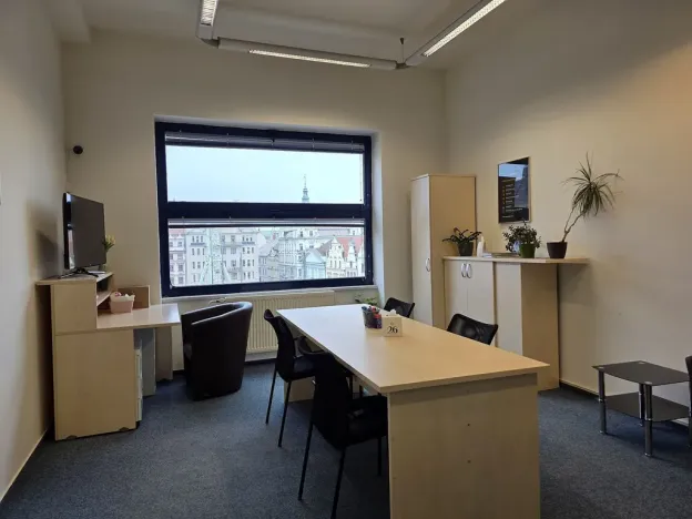 Pronájem kanceláře, Plzeň, náměstí Republiky, 33 m2