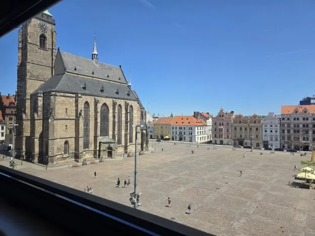 Pronájem kanceláře, Plzeň, náměstí Republiky, 33 m2