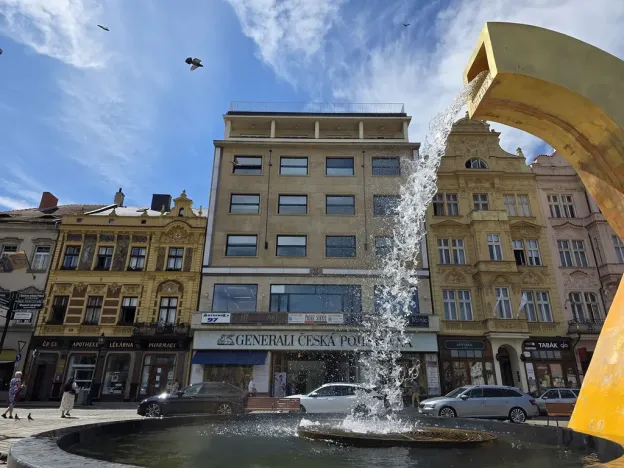 Pronájem kanceláře, Plzeň, náměstí Republiky, 60 m2