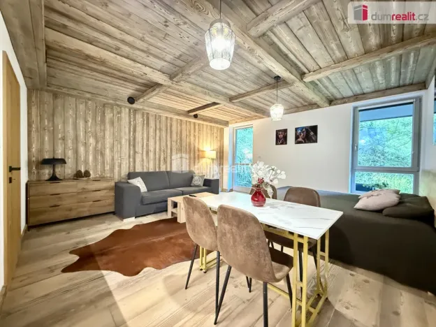 Prodej bytu 2+kk, Harrachov, 69 m2