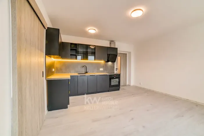 Pronájem bytu 3+kk, Cheb, 17. listopadu, 72 m2