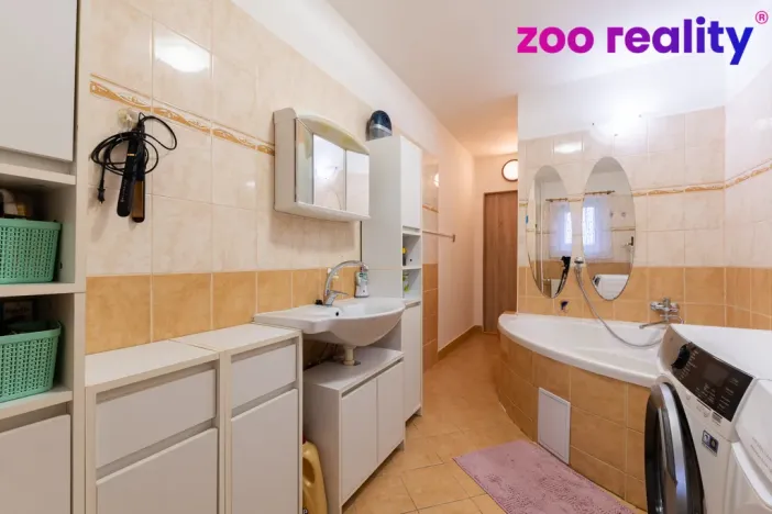 Prodej rodinného domu, Chorušice - Velký Újezd, 200 m2