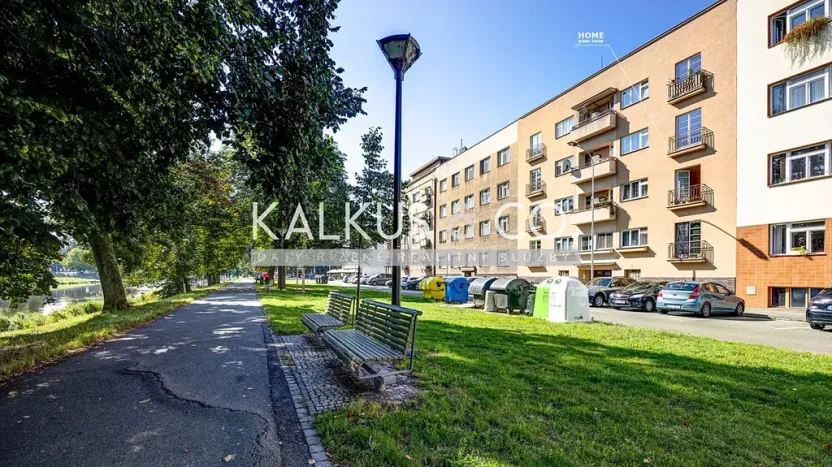 Pronájem bytu 3+kk, Hradec Králové, Smetanovo nábřeží, 70 m2