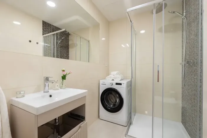 Prodej bytu 1+kk, Praha, Korunní, 24 m2