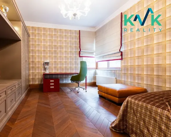 Prodej bytu 6+kk a větší, Karlovy Vary, U Imperiálu, 252 m2