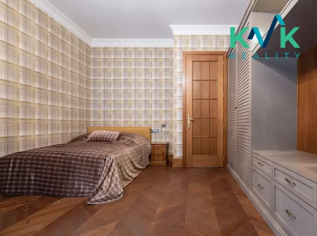 Prodej bytu 6+kk a větší, Karlovy Vary, U Imperiálu, 252 m2