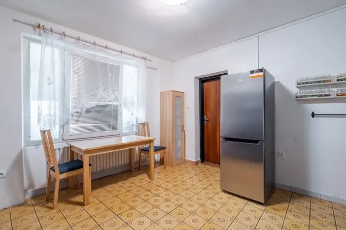 Prodej vícegeneračního domu, Ostopovice, U Kaple, 450 m2