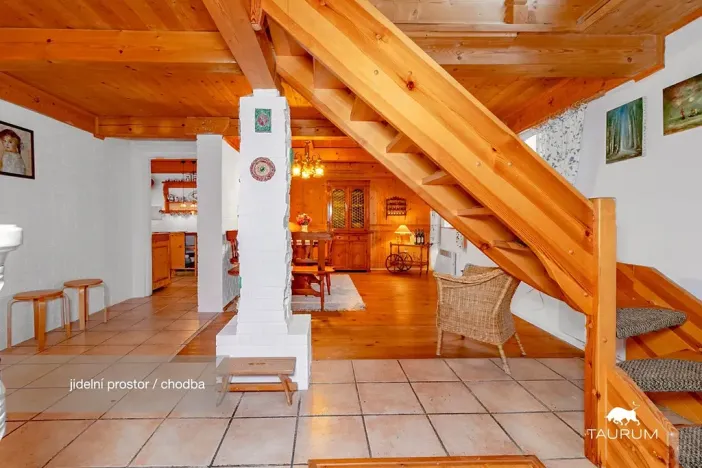 Prodej rodinného domu, Stříbrná, 178 m2