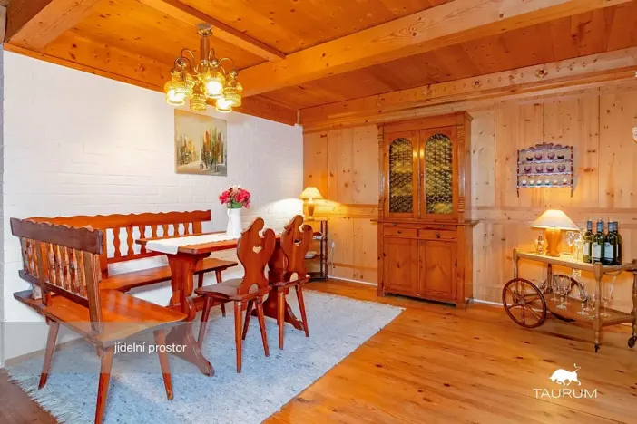 Prodej rodinného domu, Stříbrná, 178 m2