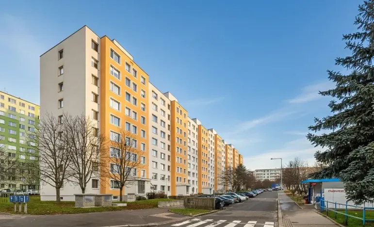 Prodej bytu 3+1, Praha - Černý Most, Vybíralova, 79 m2
