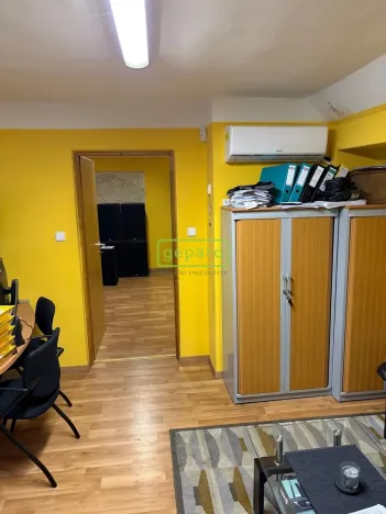 Pronájem skladu, Praha - Záběhlice, Zakrytá, 260 m2